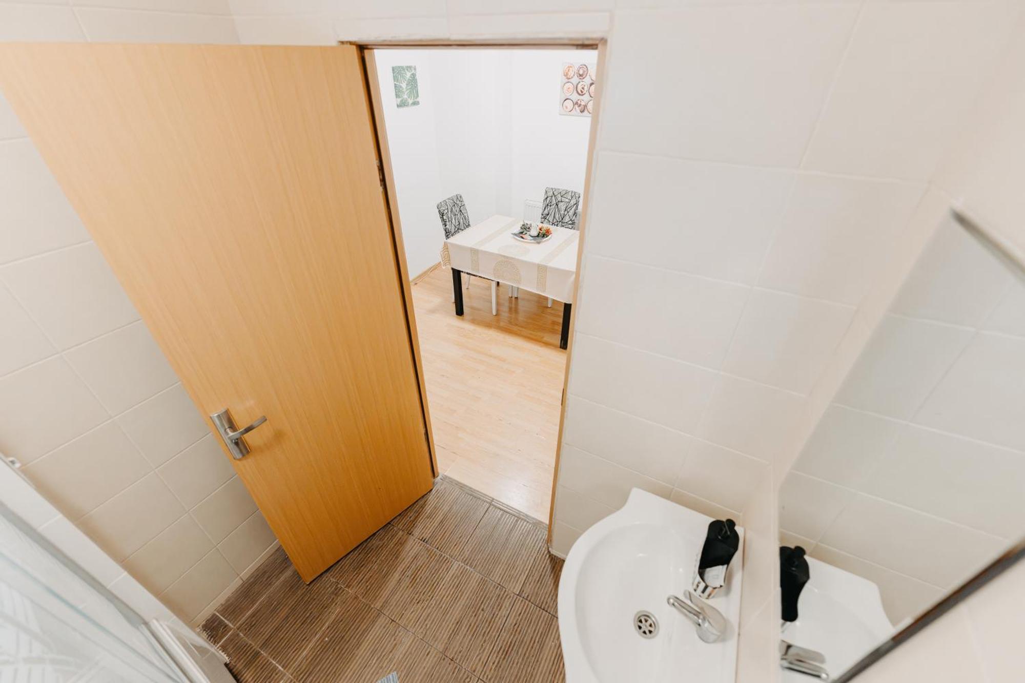 Apartament Piata Amzei 1 Бухарест Екстер'єр фото